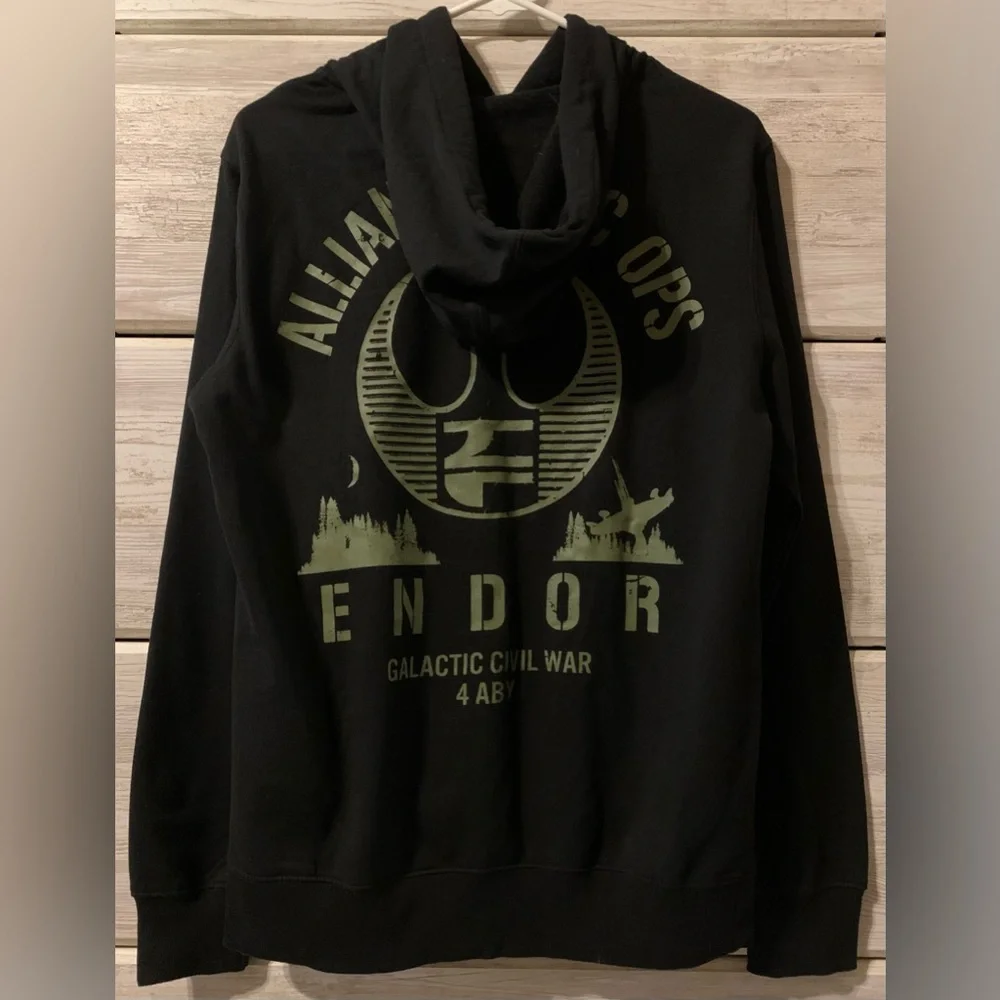 Stars Wars Loot Crate Exclusive Thin Hoodie NWOT - Picture 3 of 3